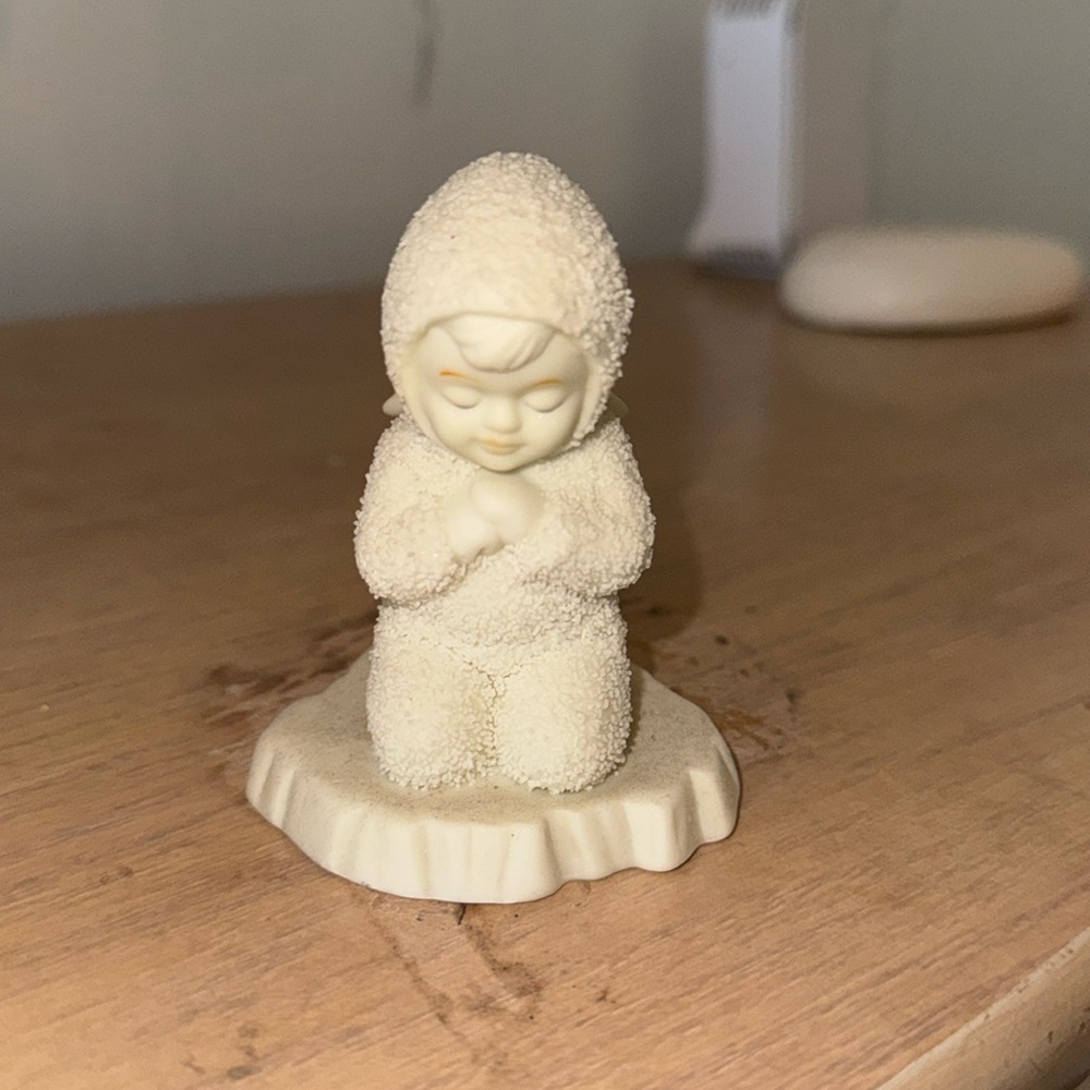 Snowbabies Dept. 56 “Now I Lay Me Down to Sleep”